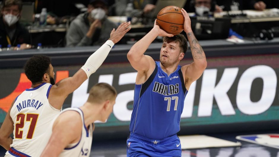 东契奇投篮出手