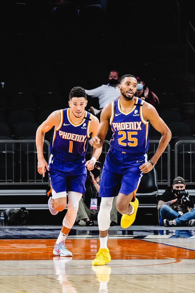 NBA常规赛森林狼险胜太阳，爱德华兹42分，唐斯41分