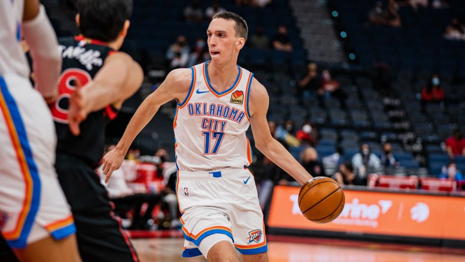 波库舍夫斯基持球进攻