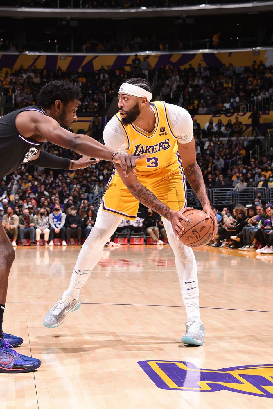 浓眉侧翼三威胁