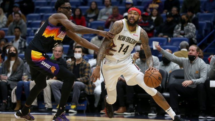 英格拉姆持球进攻