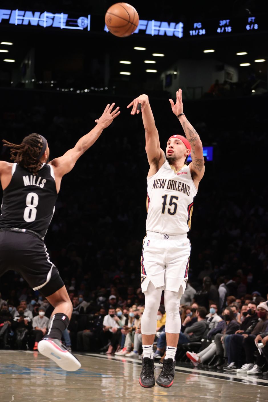 阿尔瓦拉多跳投出手