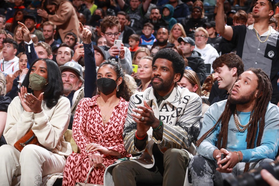 到场观战的欧文