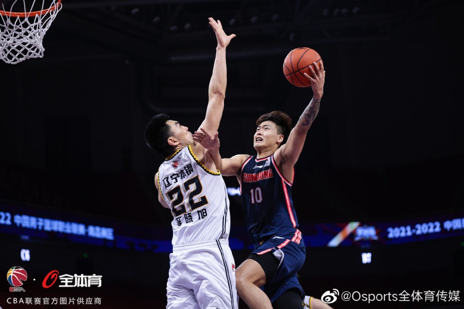 赵睿对抗后上篮