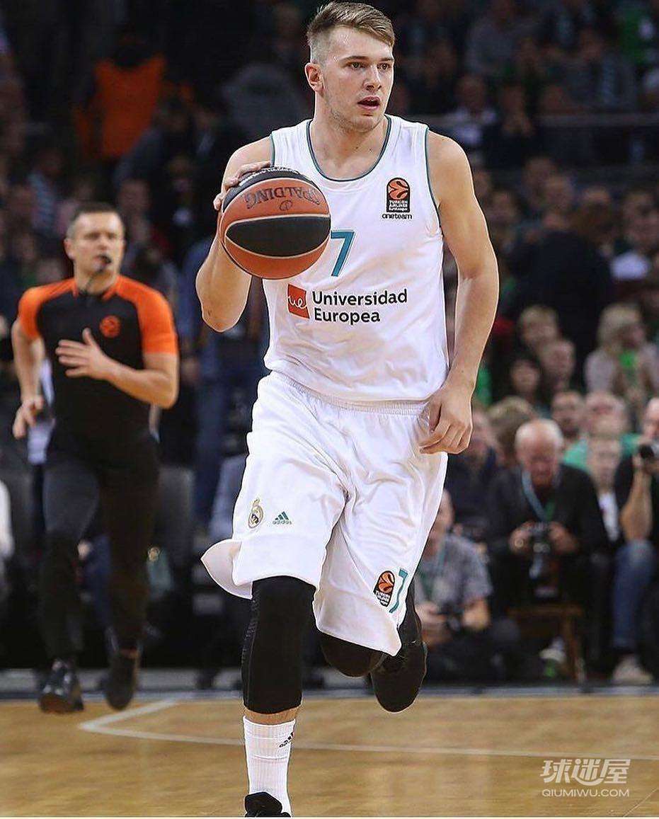 既帅气又能打的东契丹高清手机壁纸