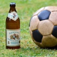 啤酒足球