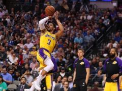 独行侠VS湖人：莺歌29+6球哥21+7+5，湖人逆转独行侠止3连败