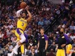 独行侠VS湖人：鹈鹕主场53-51灰熊领先2分