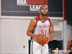 2015年7月27日，阿兰威廉姆斯加盟青岛双星男篮