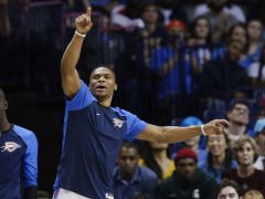 马刺VS雷霆：威少24助攻创新个人生涯单场纪录