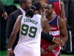 杰-克劳德被NBA官方罚款25,000美元