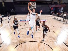 东皇34+20+12豪华三双，率领独行侠加时赛114-110国王夺复赛首胜