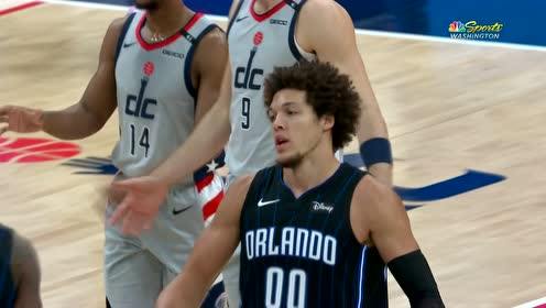 【NBA集锦】终于等到这一幕！富尔茨高空连线戈登空接战斧劈扣