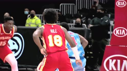 【NBA集锦】恐怖如斯的滞空能力！欧文逆天小折叠极限躲大帽上篮