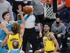 NBA精彩图片：黄蜂108-105险胜步行者，三球独砍16+6+7！