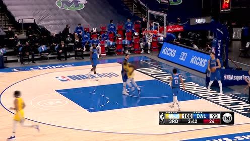 【NBA集锦】库里格林经典二人转 细腻传球+暴扣点燃场上激情