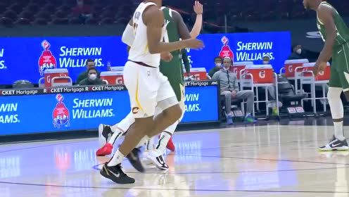 【NBA集锦】塞克斯顿这节奏太好 反击1v2略施小计就能打进