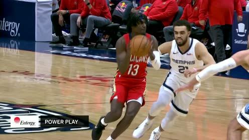 【NBA集锦】还搁那扣篮呢 胖虎空中接力霸气重扣