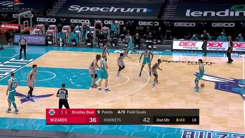 【NBA集锦】得分王是叫着玩的？ 比尔先送单臂劈扣再送百步穿杨