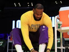 独享历史第一！詹姆斯35岁后收获9次三双，超越基德