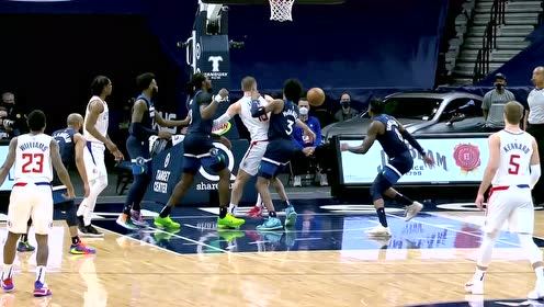 【NBA集锦】短时间内四记盖帽 麦克丹尼尔斯的天赋令人垂涎三尺