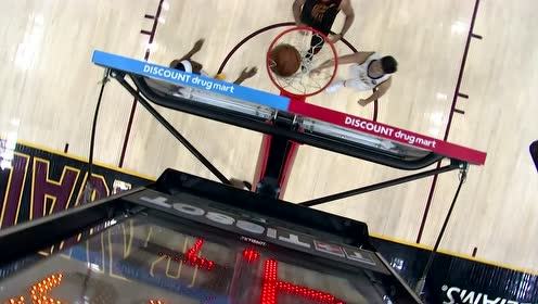 【NBA集锦】脚踩莲花犀利突破 加兰单打霍乐迪挑篮命中