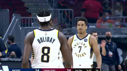 【NBA集锦】抢断反击疯狂反扑 霍乐迪萨姆纳连续快攻冲击防线