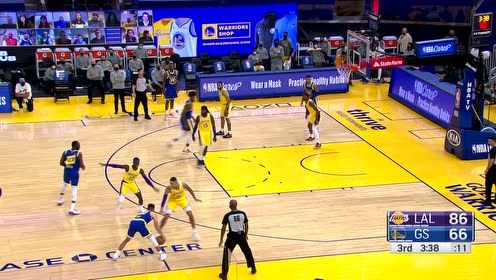 【NBA集锦】快给篮筐买个保险 哈雷尔大刀阔斧顶开夹击暴扣挂筐