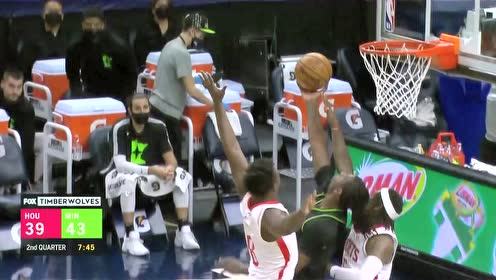 【NBA集锦】五大三粗却手活细腻 里德无视防守反手上篮