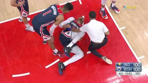 【NBA集锦】慎点！奇才新援加福德90度恐怖崴脚坐轮椅离场