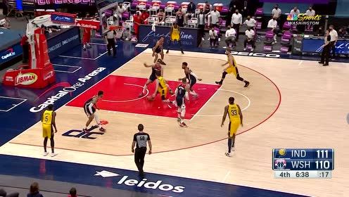 【NBA集锦】神仙球！霍勒迪三分命中还要加罚