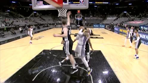 【NBA集锦】内线翻江倒海 霍姆斯自投自抢双手炸筐