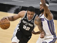 NBA精彩图片：国王106-120不敌马刺