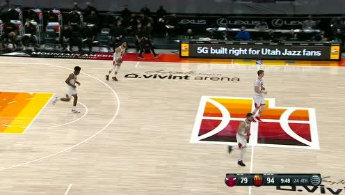 【2021年04月03日 公牛vs爵士集锦】坐收渔翁之利 戈贝尔篮下旱地拔葱双臂暴扣虐筐