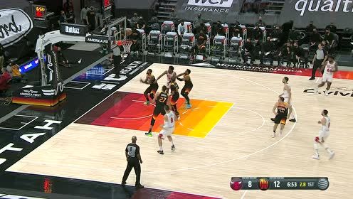 【2021年04月03日 公牛vs爵士集锦】拿他毫无办法！戈贝尔舒展暴扣轻松上篮摧毁公牛防线