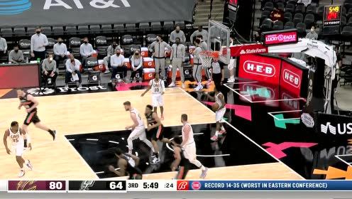 【2021年04月06日 骑士vs马刺集锦】怀特瞒天过海击地妙传 约翰逊拉杆上篮晃开防守