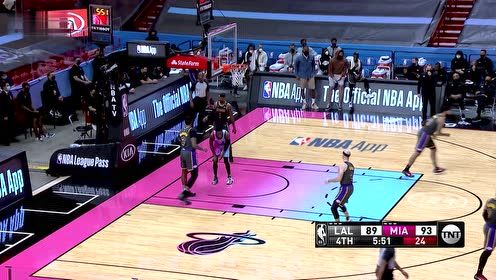 【2021年04月09日 湖人vs热火集锦】疑似扭到膝盖 奥迪进攻候右膝不适返回更衣室