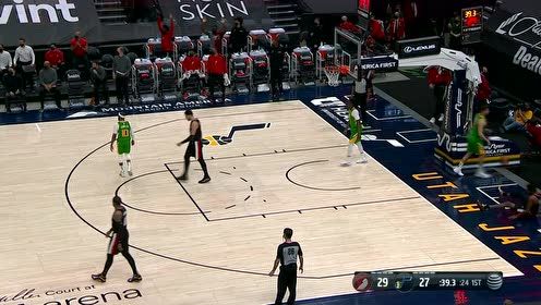 【2021年04月09日 开拓者vs爵士集锦】扣篮王就得天上飞 利拉德行进间助飞小琼斯空接暴扣