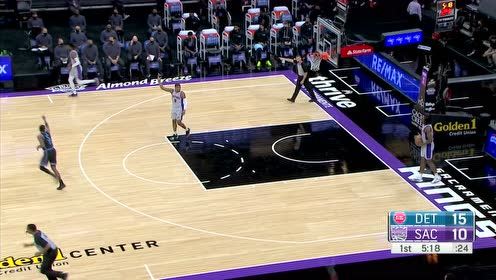 【2021年04月09日 活塞vs国王集锦】罚球线就可以转身了吗 福克斯流畅技巧瞬间杀入禁区