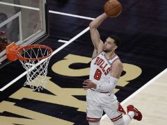 拉文轰下职业生涯首个50分，遗憾不敌老鹰成里程悲