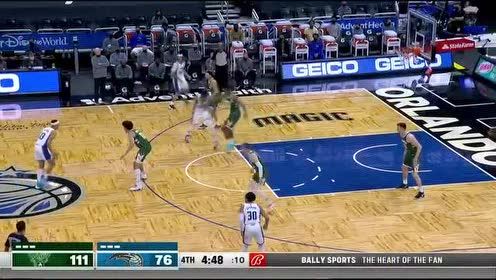 【2021年04月12日】雄鹿vs魔术中文解说全场回放