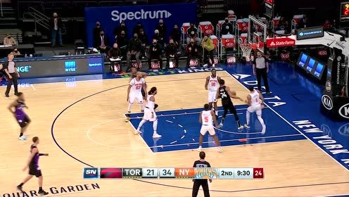 【2021年04月12日 猛龙vs尼克斯集锦】罗斯变相突破抛投命中 洛瑞转身后仰中投还击