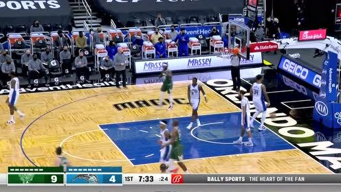 【2021年04月12日 雄鹿vs魔术集锦】米德尔顿眼观六路送妙传 霍勒迪拍马赶到轻松上篮