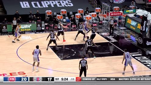 【2021年04月12日 活塞vs快船集锦】好饭不怕晚！祖巴茨搭线莫里斯底角三分助队开张