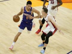 NBA精彩图片：太阳106-86战胜热火