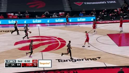 【2021年04月15日 马刺vs猛龙集锦】一骑当先快攻突破 布切尔无视马刺双鬼拍门上篮打进