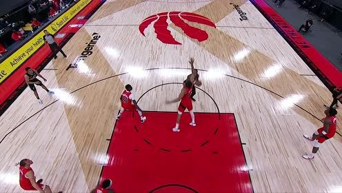 【2021年04月15日 马刺vs猛龙集锦】连续晃动点飞防守 德罗赞单打伯奇中投造成2+1