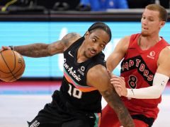 NBA精彩图片：马刺112-117不敌猛龙