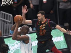 NBA精彩图片：骑士103-90战胜黄蜂