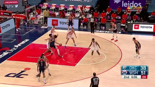 【2021年04月20日 雷霆vs奇才集锦】马勒东抓下篮板直接送长传 威廉姆斯冲锋在前双手暴扣